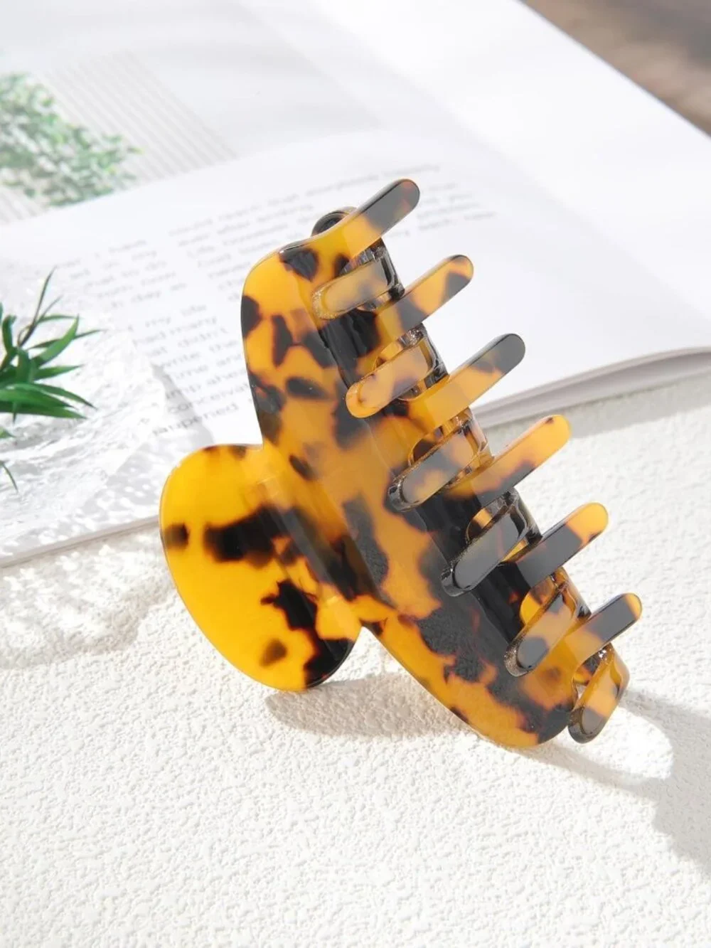 Medium Tortoise Acetate Hair Claw Clip for Women - 3 Inch Stylish Hair Accessory